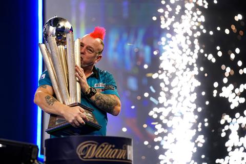 Peter Wright Nach Epischem Duell Darts-Weltmeister